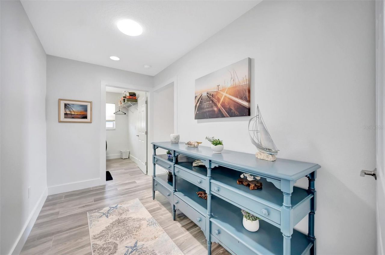 514 Key Royale Drive, Bradenton Beach, FL 34217 Photo