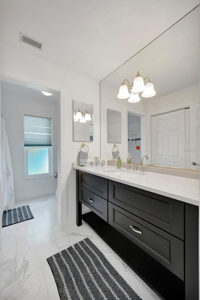 514 Key Royale Drive, Bradenton Beach, FL 34217 Photo