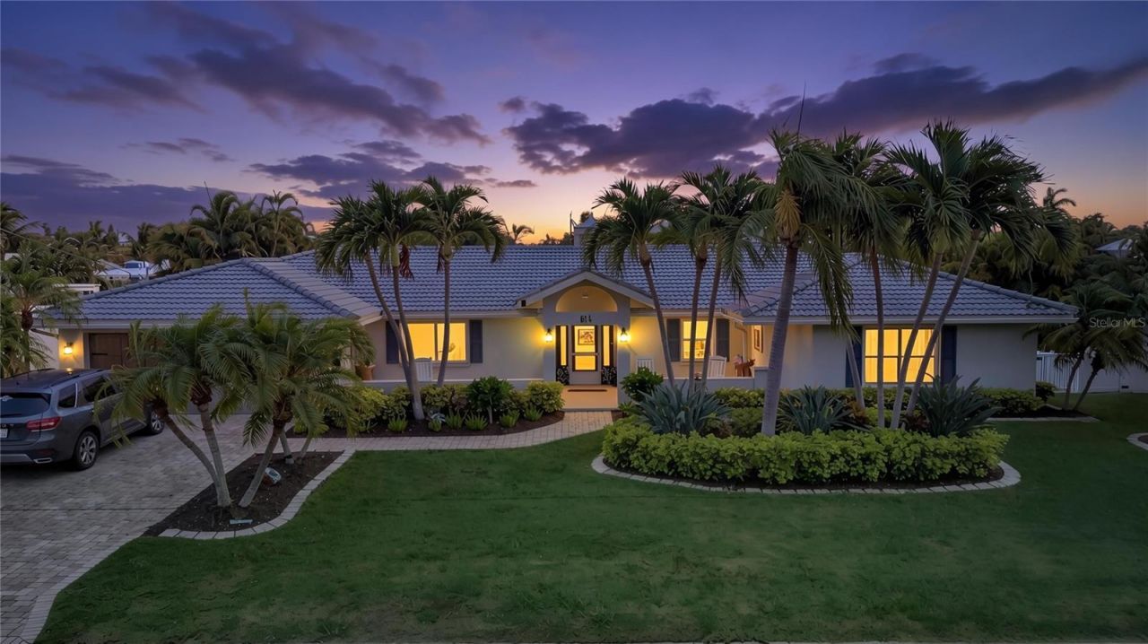 514 Key Royale Drive, Bradenton Beach, FL 34217 Photo