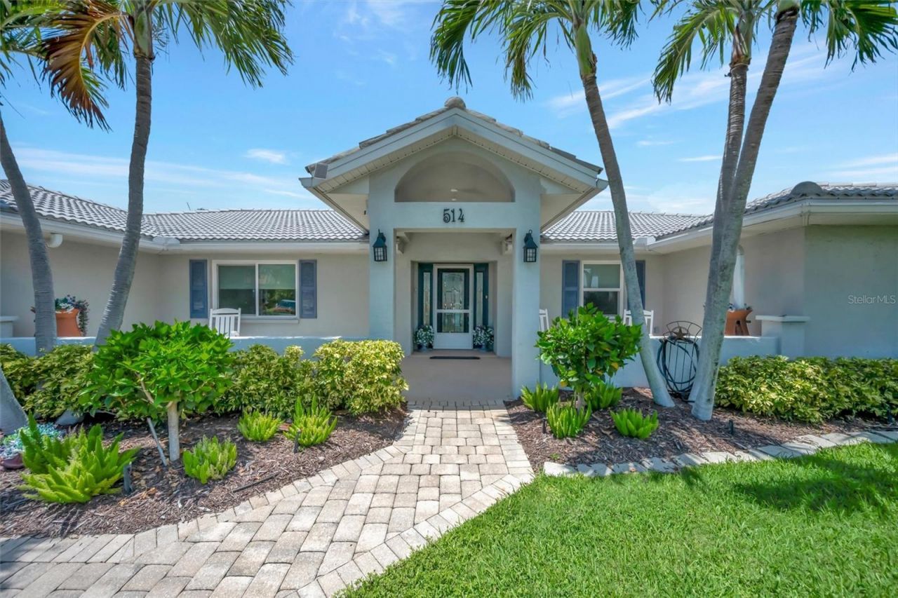 514 Key Royale Drive, Bradenton Beach, FL 34217 Photo