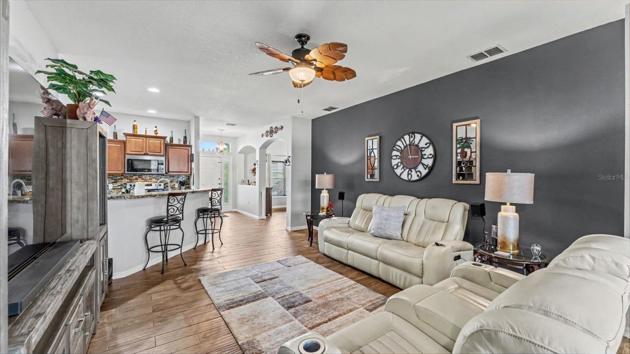 1053 Krenson Woods Road , Lakeland, FL 33813 Photo