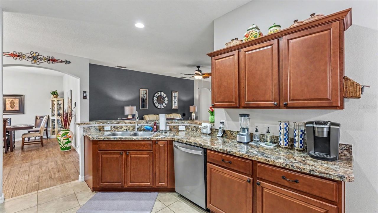 1053 Krenson Woods Road , Lakeland, FL 33813 Photo