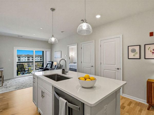 6305 Peters Farm Way, Unit 6305, Westborough, MA 01581