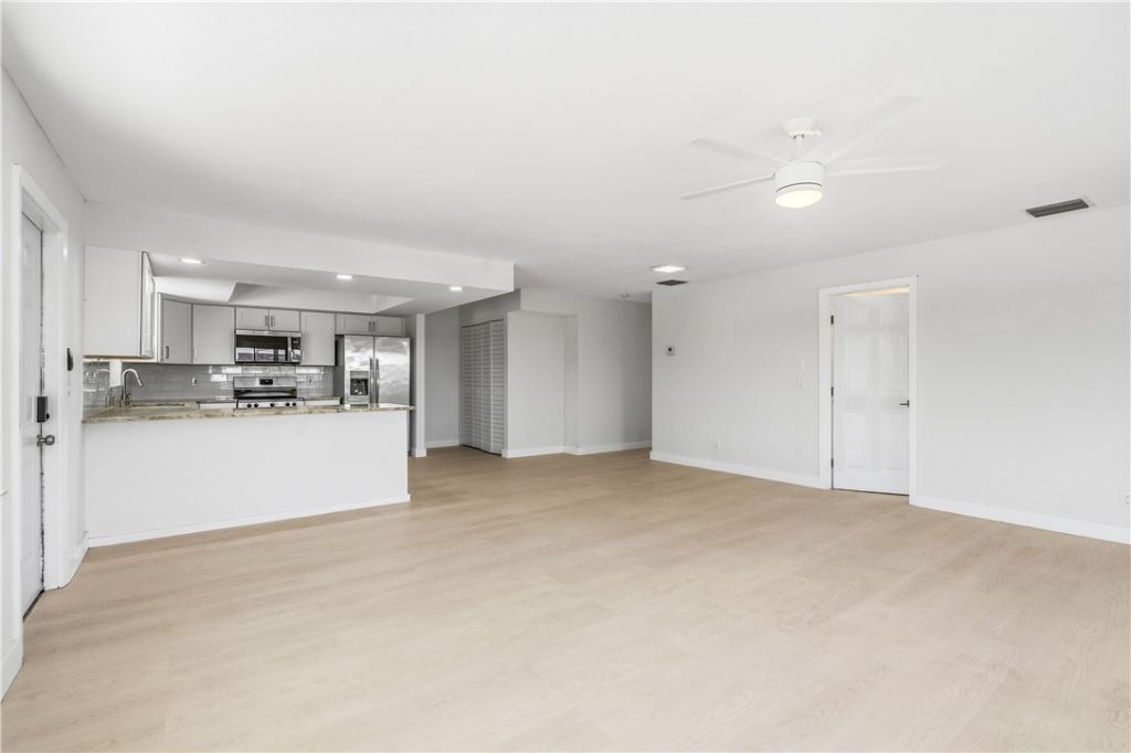 741 Hernando Street, Hutchinson Island, FL 34949 Photo