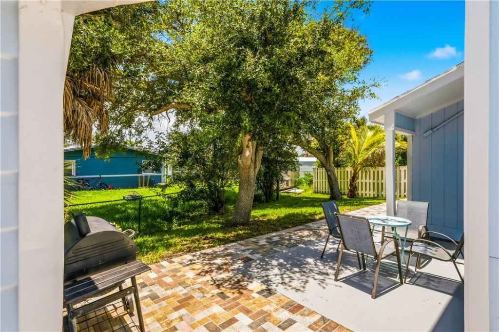 741 Hernando Street, Hutchinson Island, FL 34949 Photo