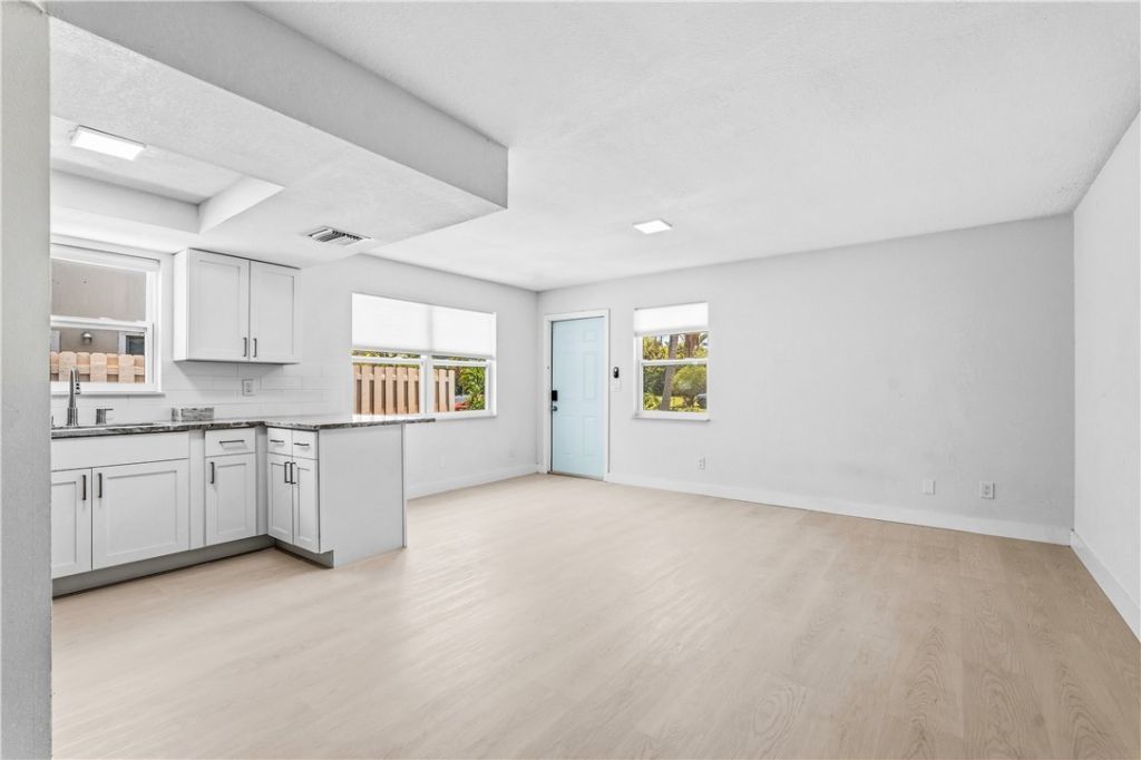 741 Hernando Street, Hutchinson Island, FL 34949 Photo