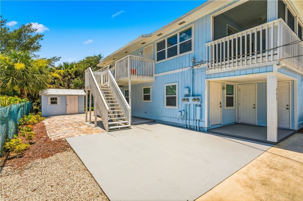 741 Hernando Street, Hutchinson Island, FL 34949 Photo