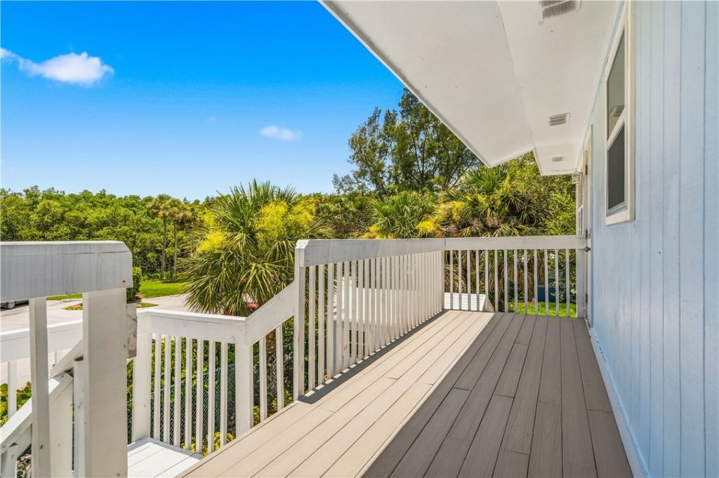 741 Hernando Street, Hutchinson Island, FL 34949 Photo