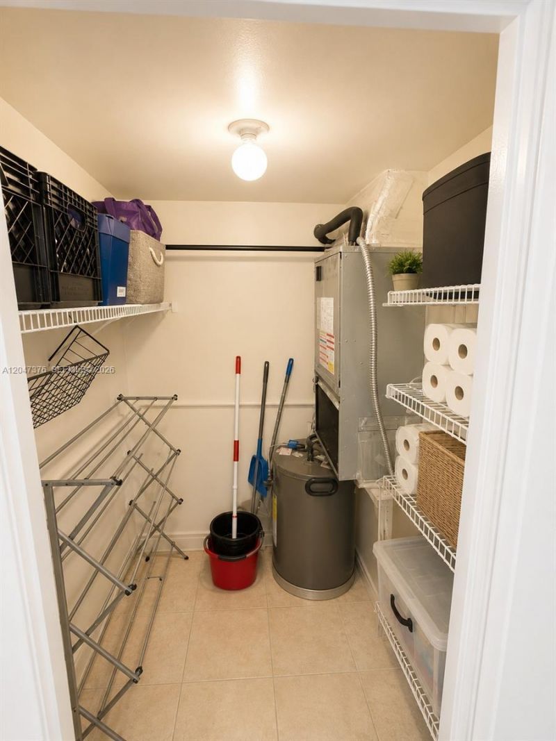 270 E Layne Blvd , Unit 110, Hallandale Beach, FL 33009 Photo