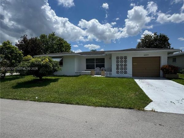 4401 NW 43rd Ter , Tamarac, FL 33319