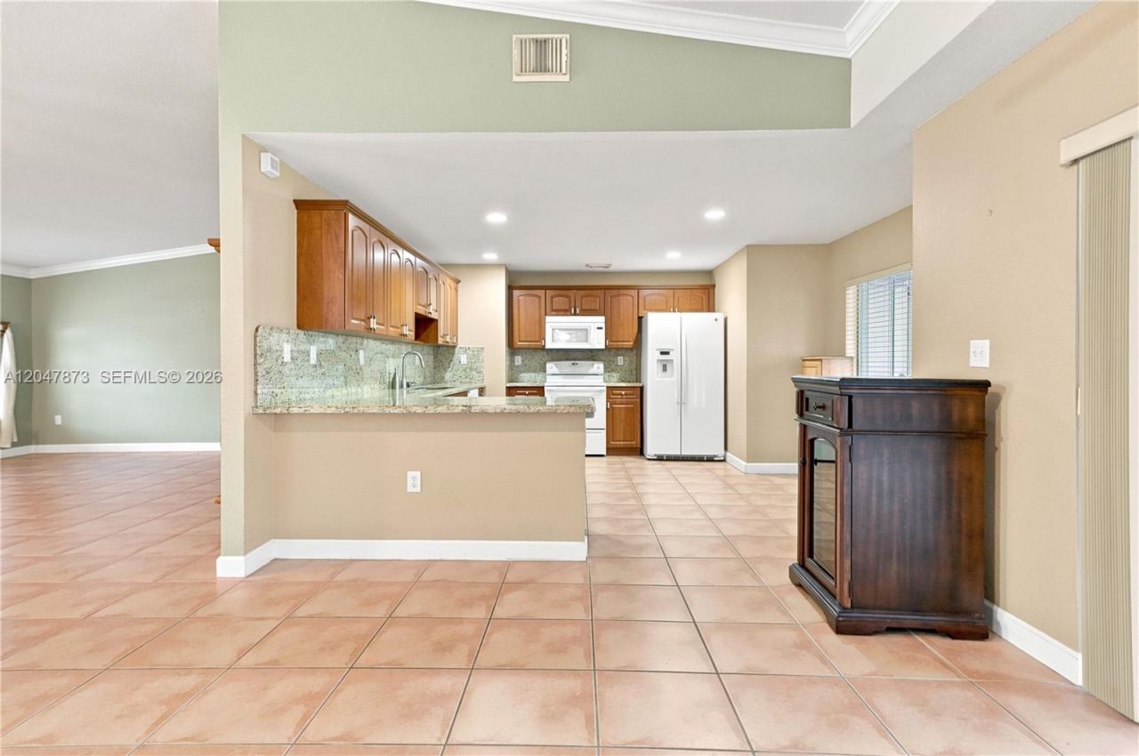 15059 SW 33rd Ter, Miami, FL 33185 Photo