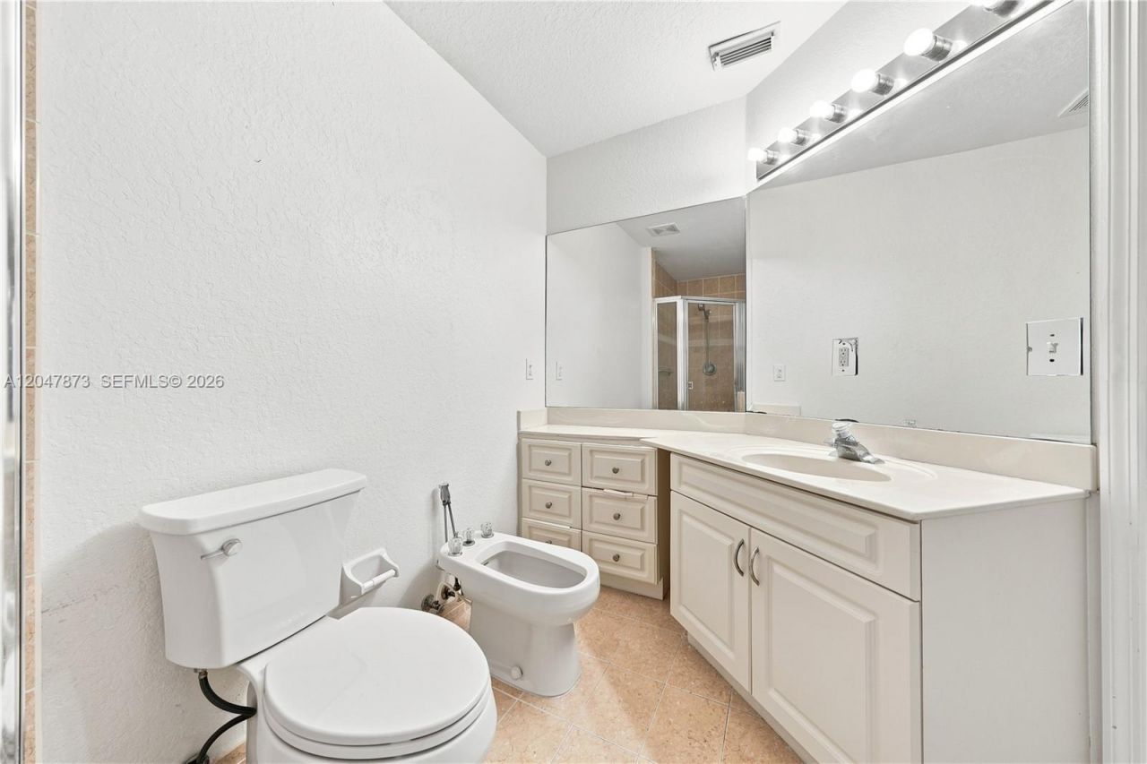 15059 SW 33rd Ter, Miami, FL 33185 Photo