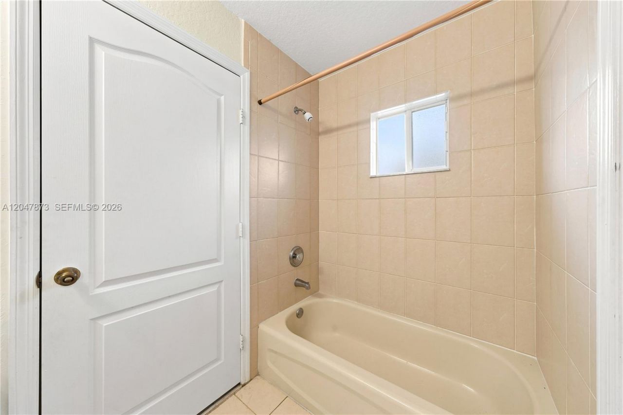 15059 SW 33rd Ter, Miami, FL 33185 Photo