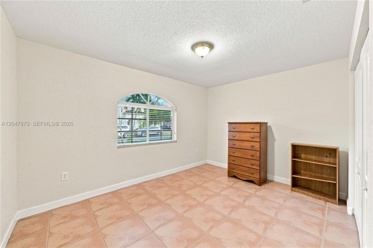 15059 SW 33rd Ter, Miami, FL 33185 Photo