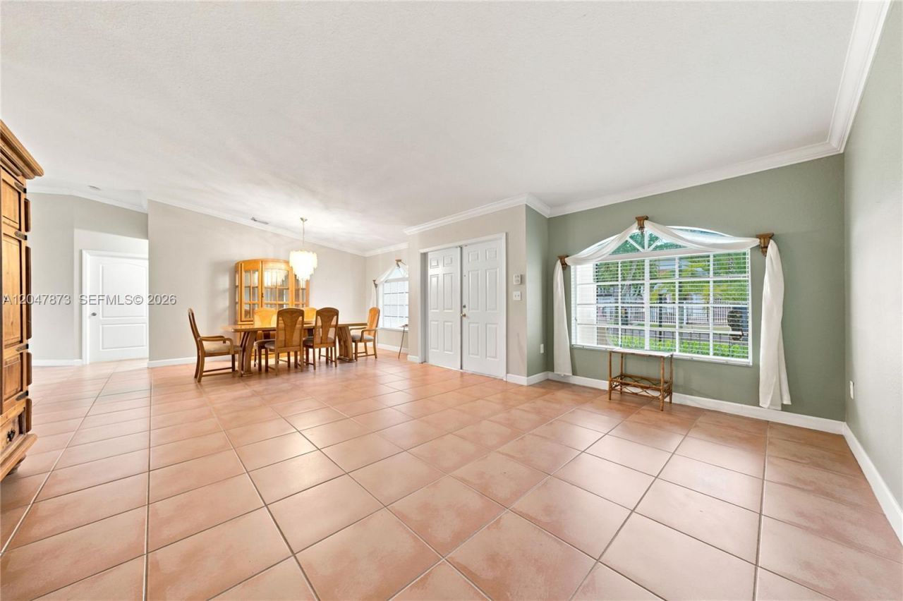 15059 SW 33rd Ter, Miami, FL 33185 Photo