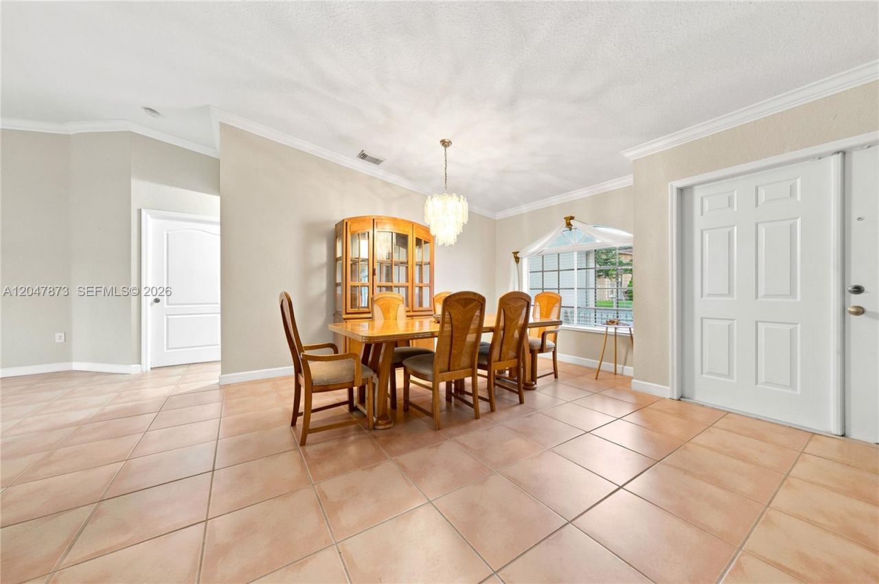 15059 SW 33rd Ter, Miami, FL 33185 Photo