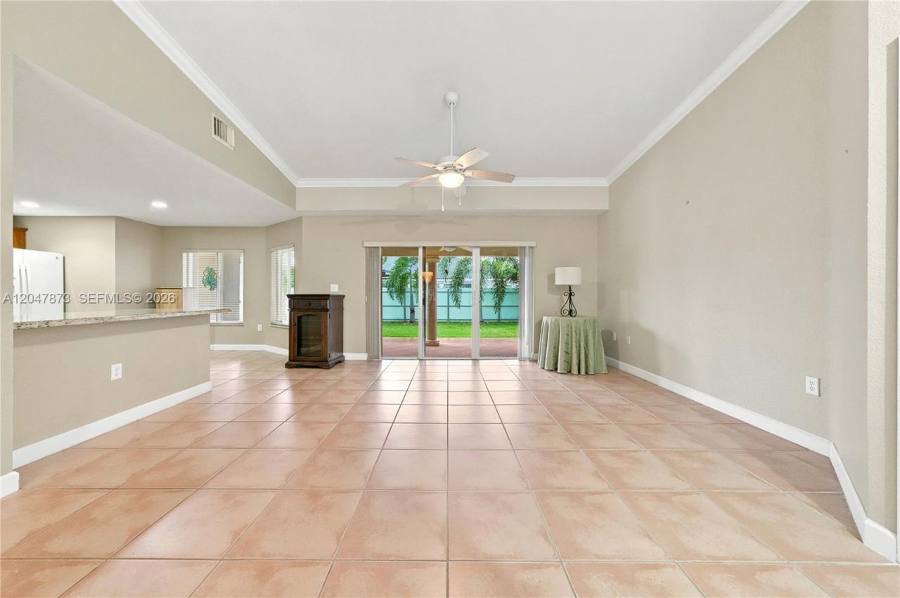 15059 SW 33rd Ter, Miami, FL 33185 Photo