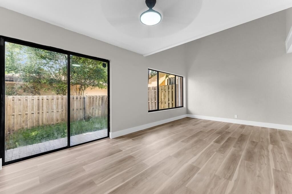 4281 NW 76th Avenue, Davie, FL 33328 Photo