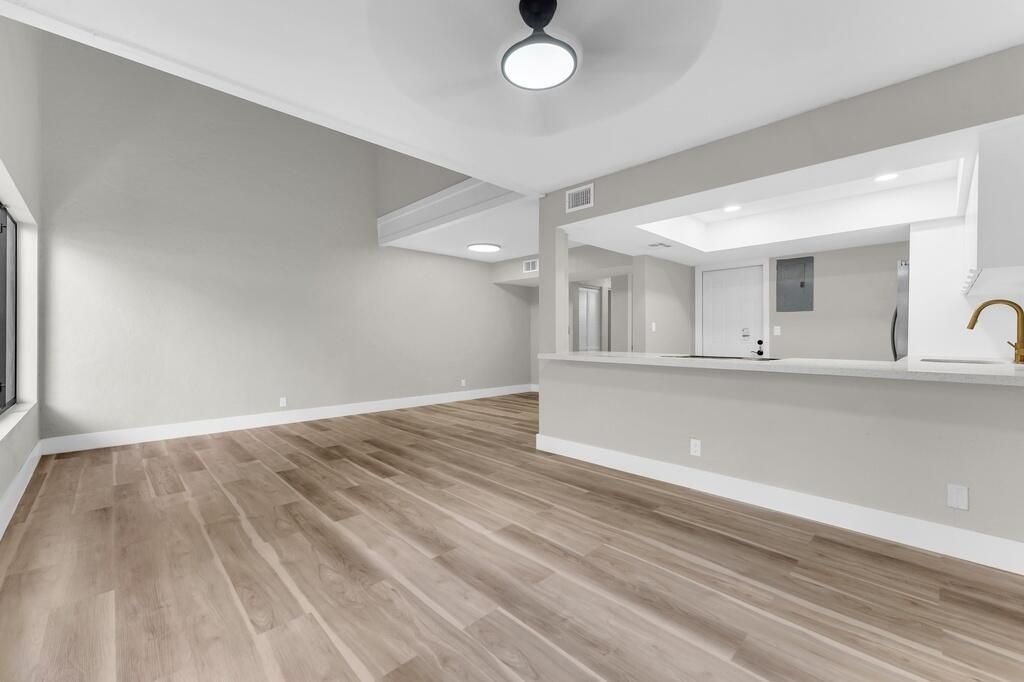 4281 NW 76th Avenue, Davie, FL 33328 Photo