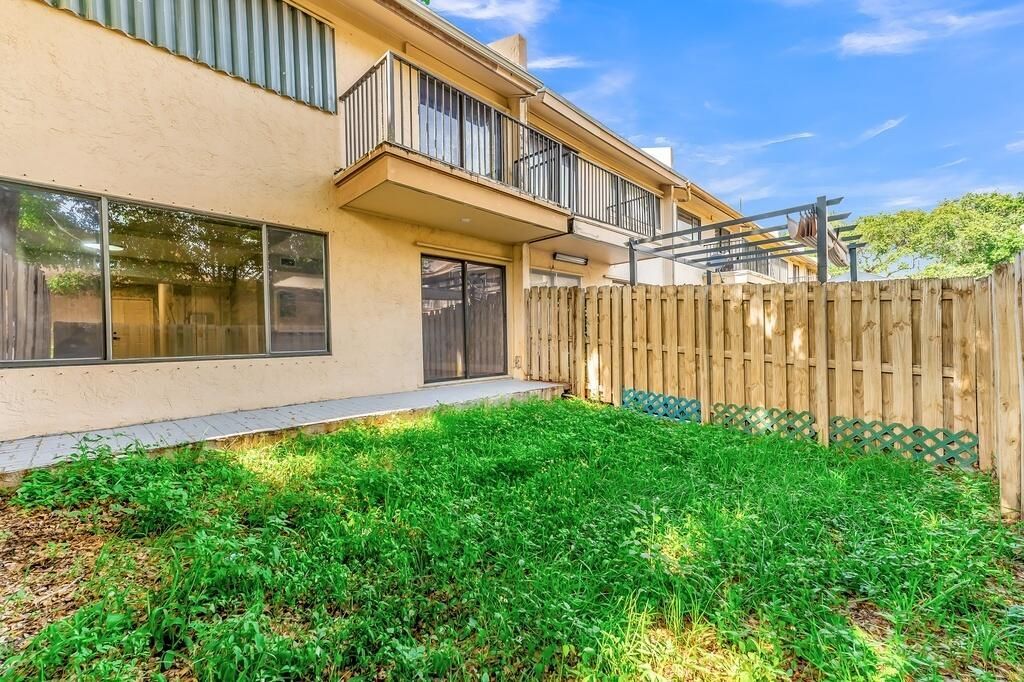 4281 NW 76th Avenue, Davie, FL 33328 Photo