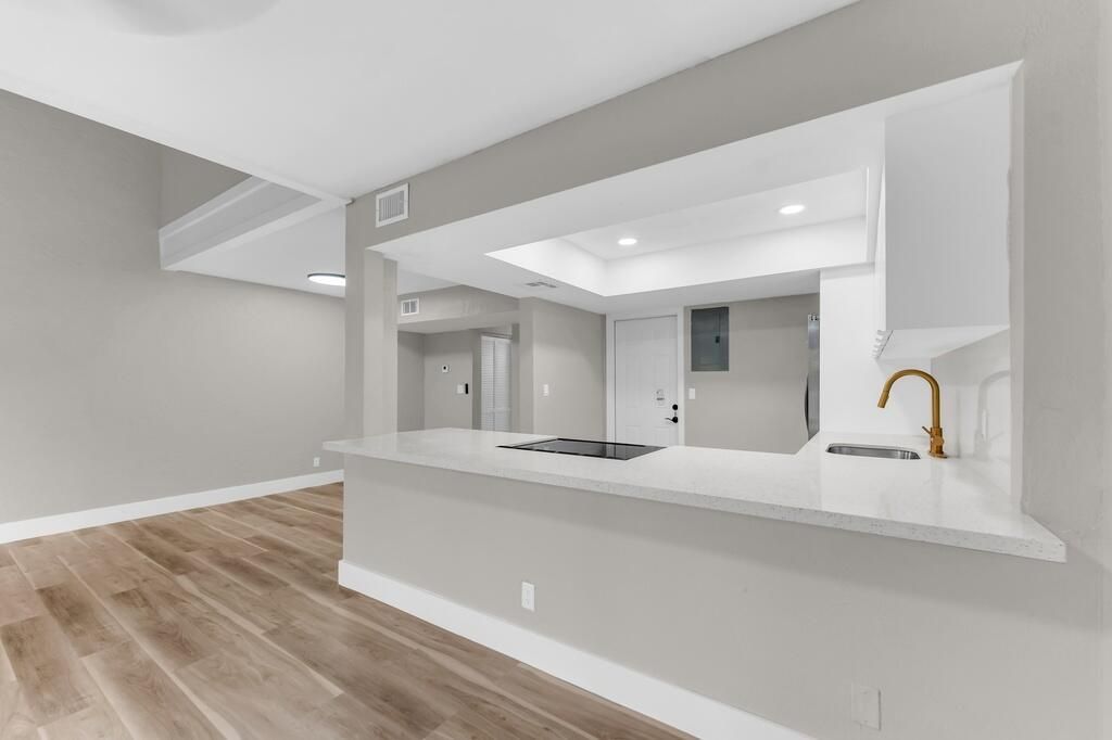 4281 NW 76th Avenue, Davie, FL 33328 Photo