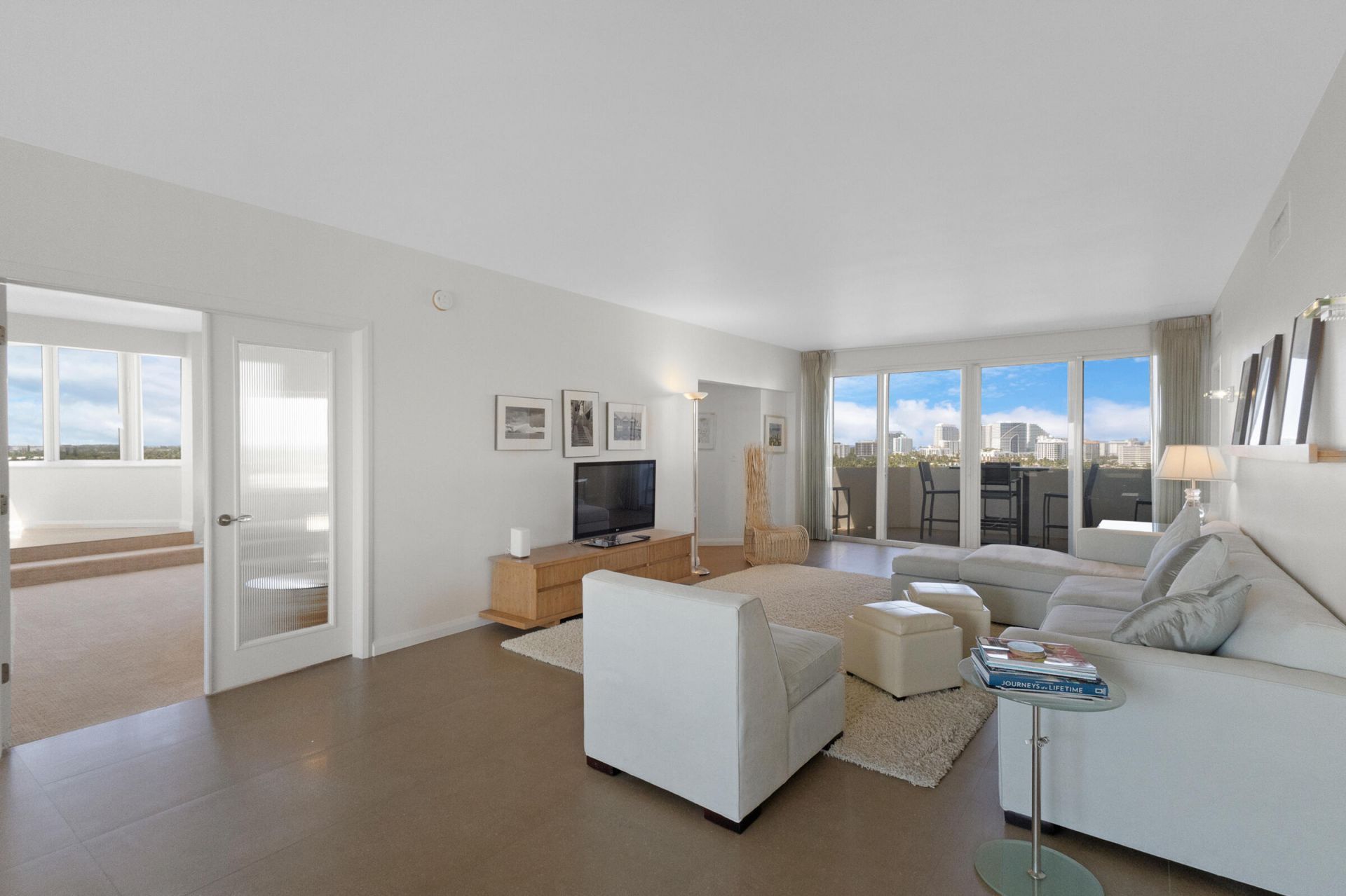 333 Sunset Drive, Unit 908, Fort Lauderdale, FL 33301 Photo