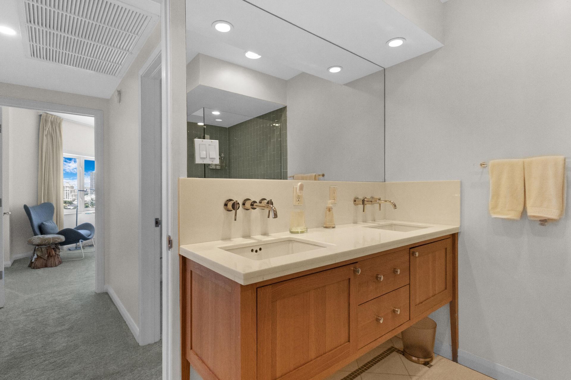 333 Sunset Drive, Unit 908, Fort Lauderdale, FL 33301 Photo