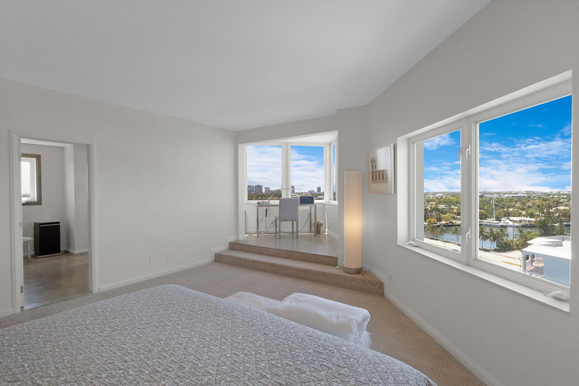 333 Sunset Drive, Unit 908, Fort Lauderdale, FL 33301 Photo