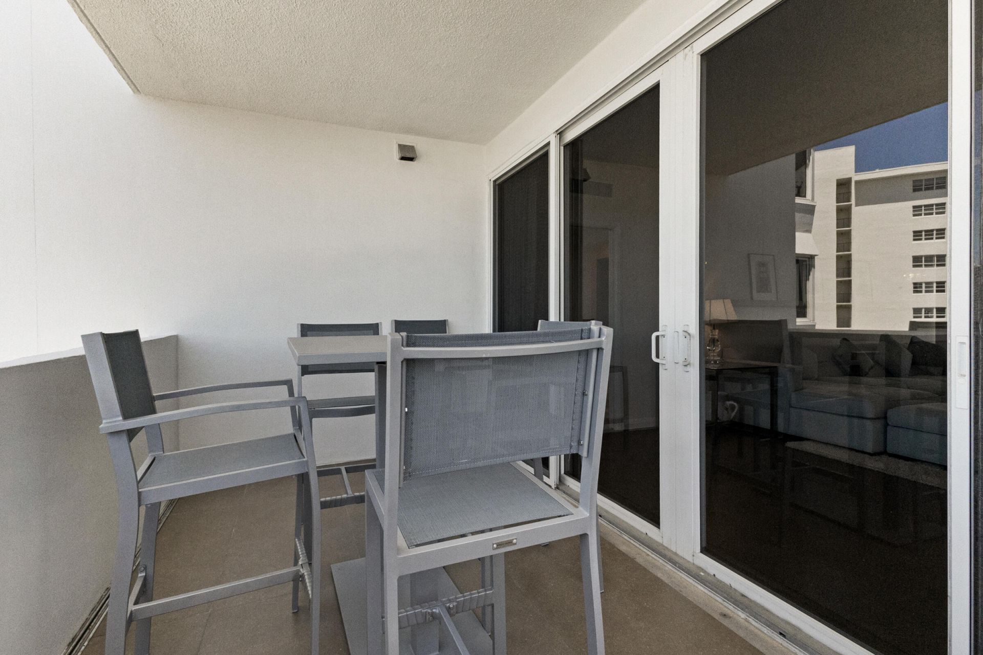 333 Sunset Drive, Unit 908, Fort Lauderdale, FL 33301 Photo