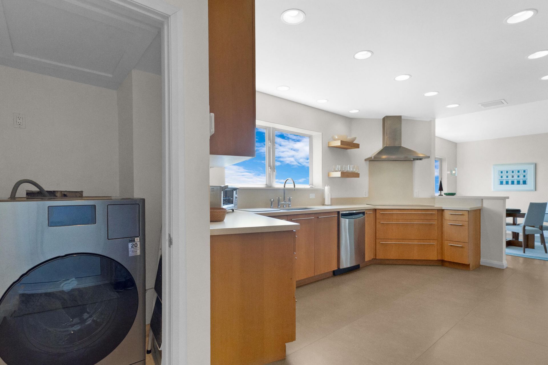 333 Sunset Drive, Unit 908, Fort Lauderdale, FL 33301 Photo