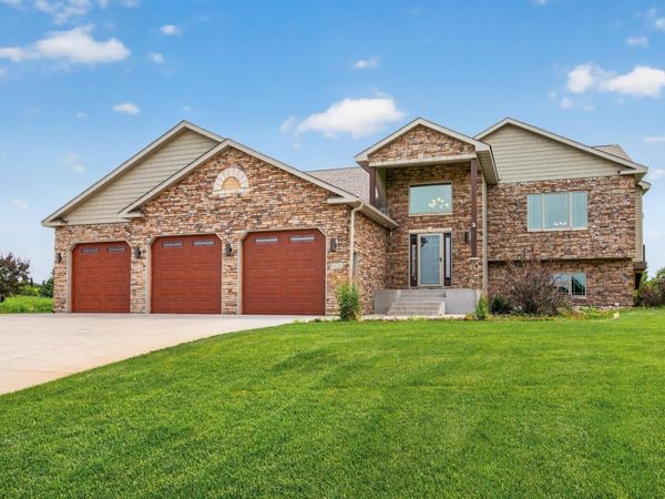 14731 Naples Street NE, Ham Lake, MN 55304