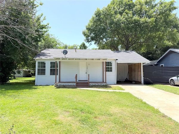 1508 N Hoard Avenue , Sherman, TX 75090