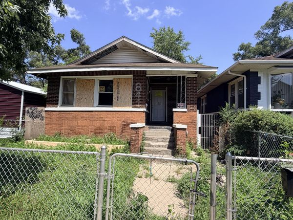 841 Georgia Street , Gary, IN 46402