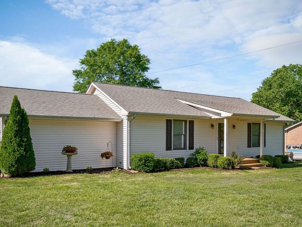 3422 Southmeade Dr , Cookeville, TN 38506