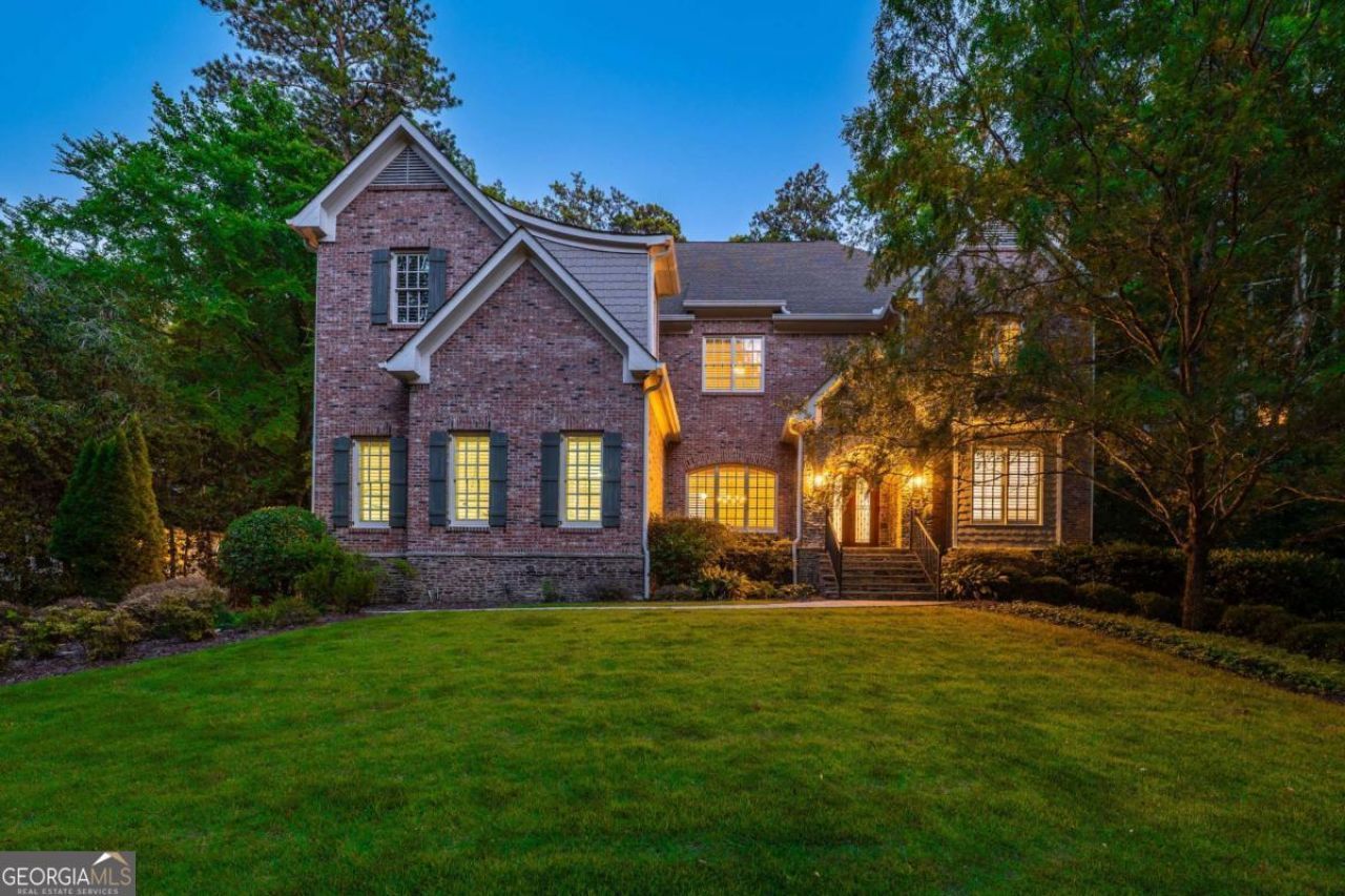 4441 Rebel Valley View Se, Atlanta, GA 30339 Main Photo