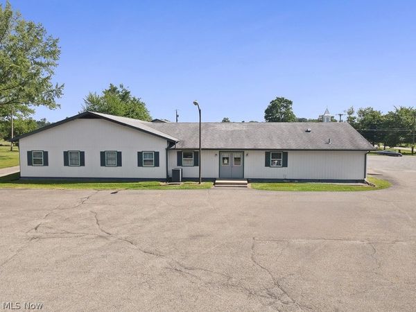 1887 W Beech Street , Alliance, OH 44601