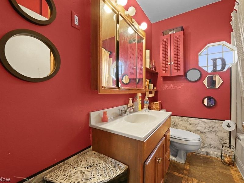 1887 W Beech Street, Alliance, OH 44601 Photo 13