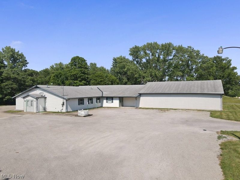 1887 W Beech Street, Alliance, OH 44601 Photo 18