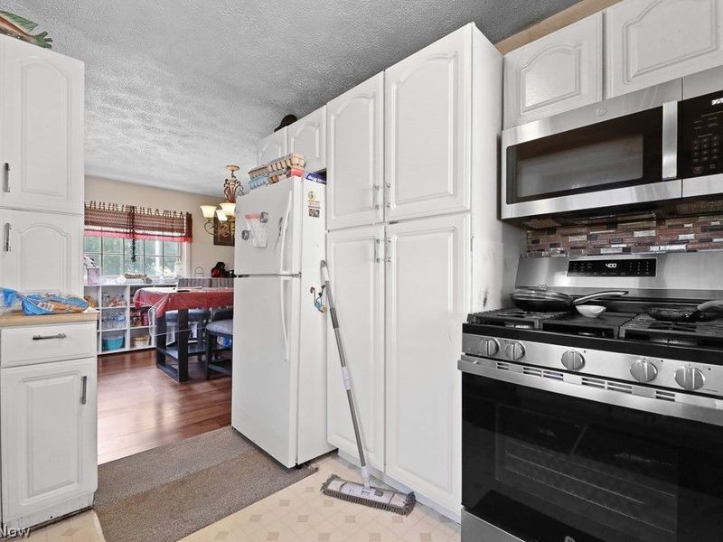1887 W Beech Street, Alliance, OH 44601 Photo 5