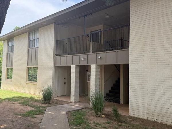 1711 E Lindsey Street, Unit 4, Norman, OK 73071