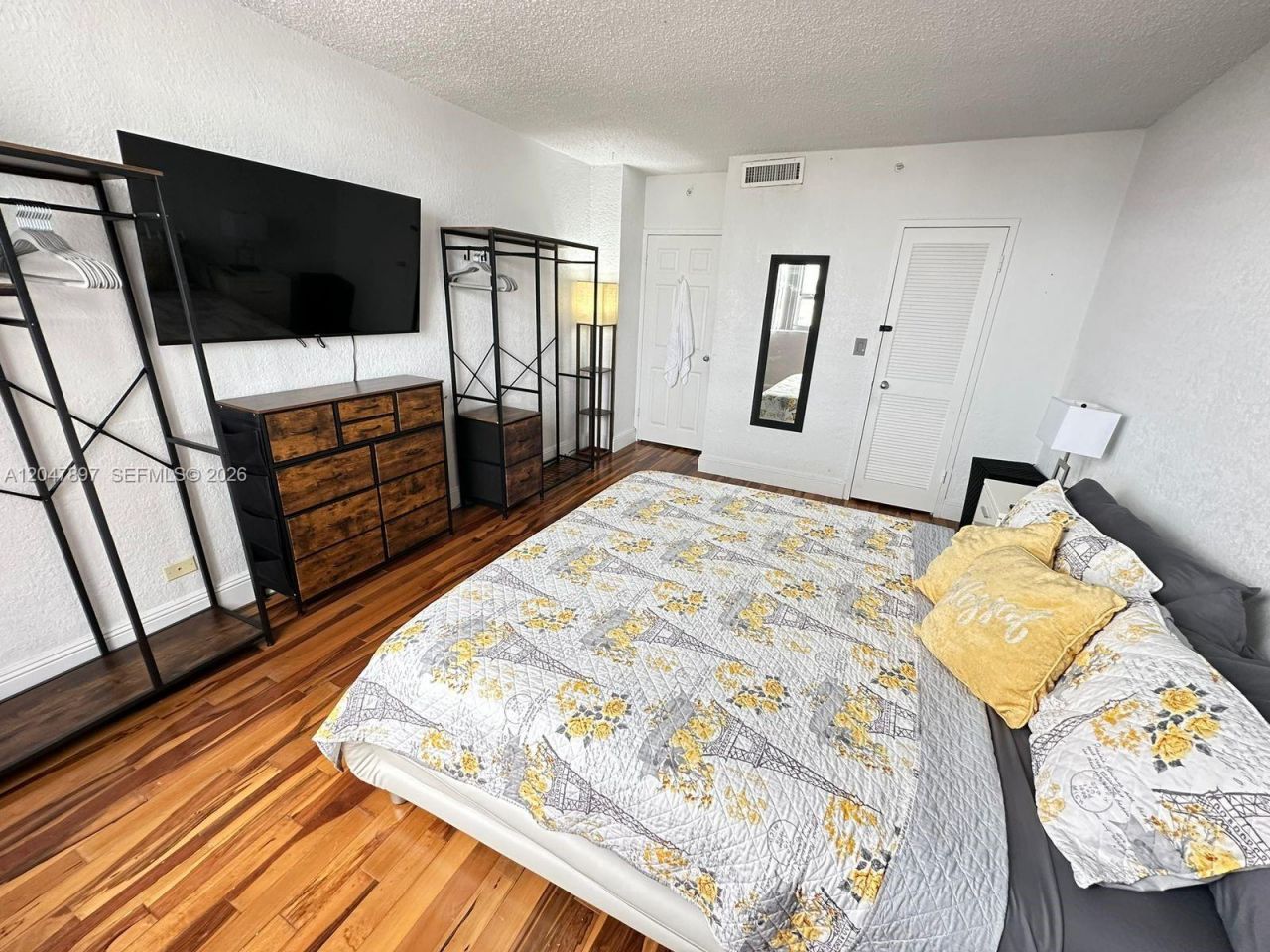 1500 Bay Rd , Unit 1408S, Miami Beach, FL 33139 Photo