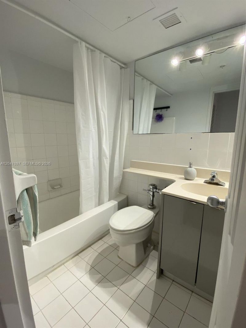 1500 Bay Rd , Unit 1408S, Miami Beach, FL 33139 Photo