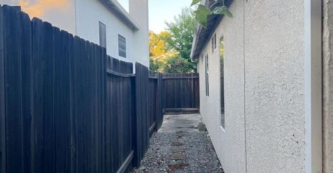 9184 Cerrolinda Cir, Elk Grove, CA 95758 Photo