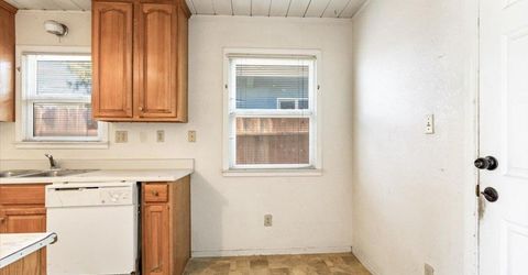 5441 71st St, Sacramento, CA 95820 Photo