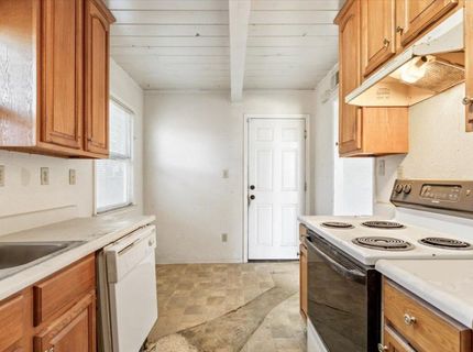 5441 71st St, Sacramento, CA 95820 Photo