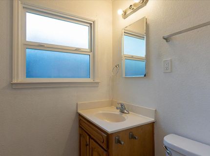 5441 71st St, Sacramento, CA 95820 Photo