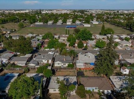 5441 71st St, Sacramento, CA 95820 Photo