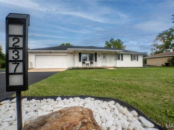 237 Farmers Lane, Lebanon, MO 65536