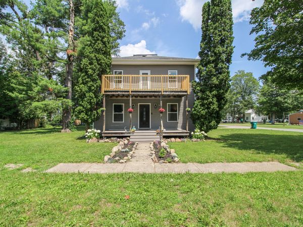 335 E Burr Oak Street, Centreville, MI 49032