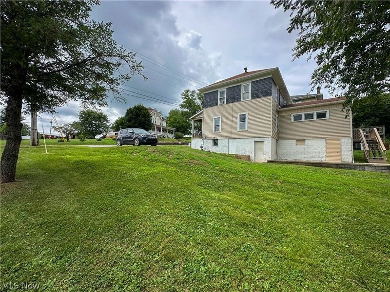 545 E Market Street, Cadiz, OH 43907 Photo 3